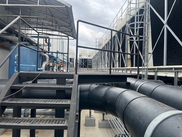 Cooling towers at Samyan Mitrtown, Bangkok, treated with Elgressy EST