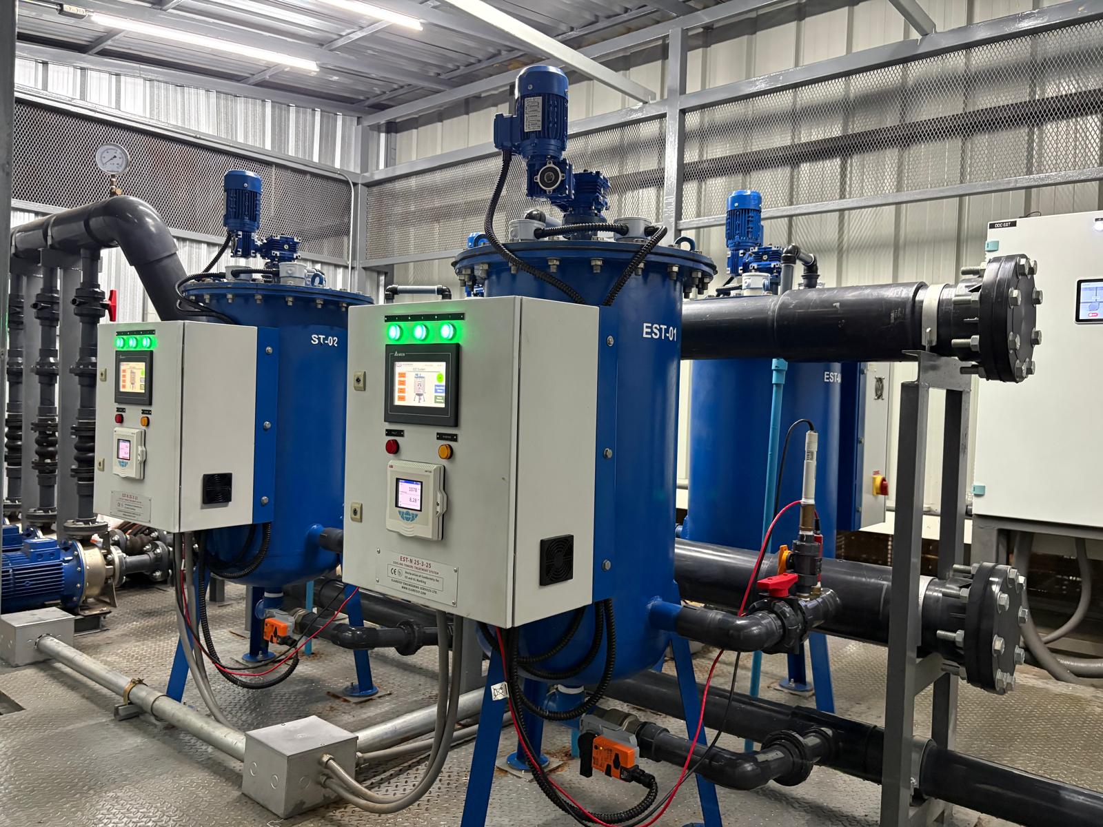 Non-chemical EST cooling tower treatment unit